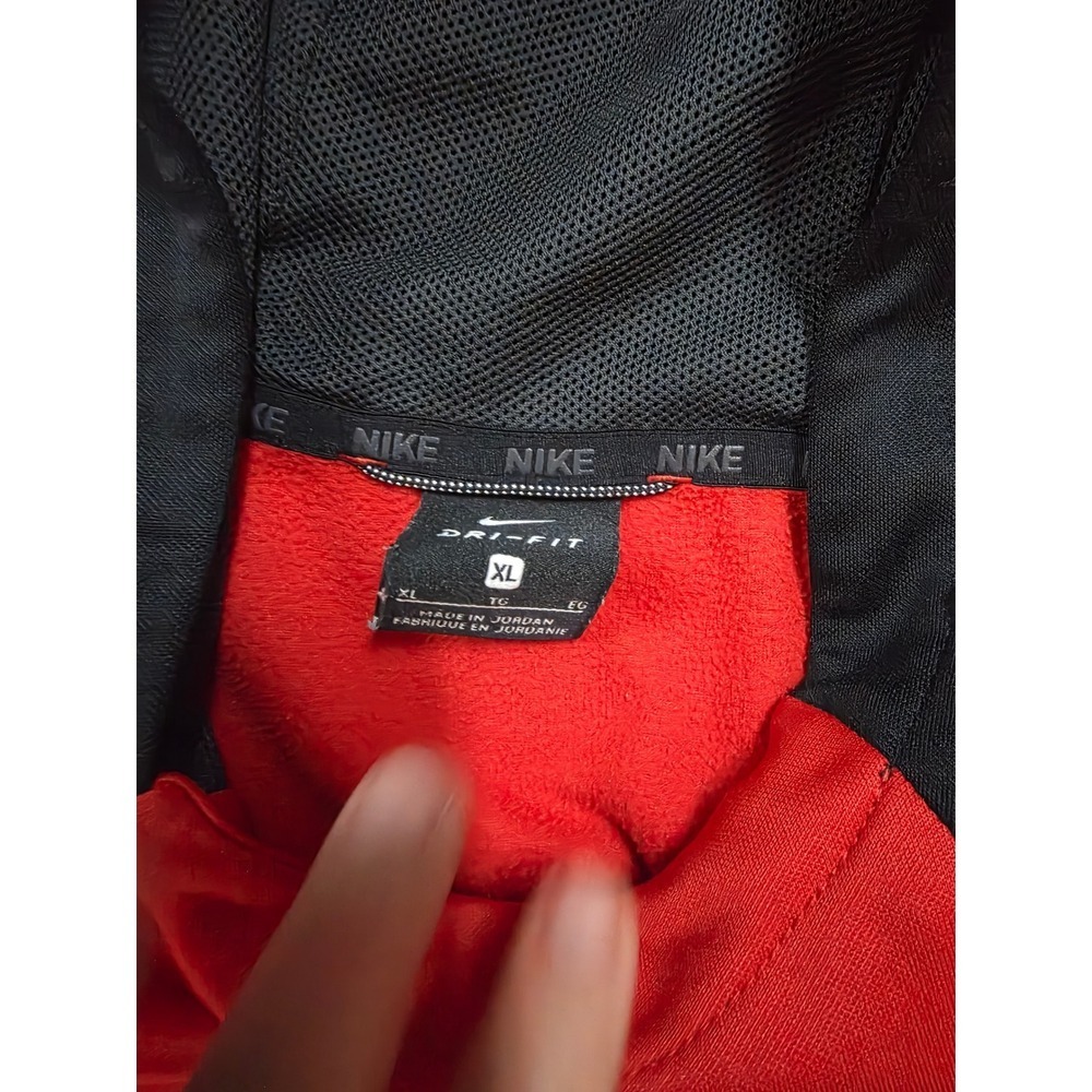 Nike Kids Dri-FIT Red Black Colorblock Pullover Hoodie XL Large Swoosh Logo - Picture 7 of 8